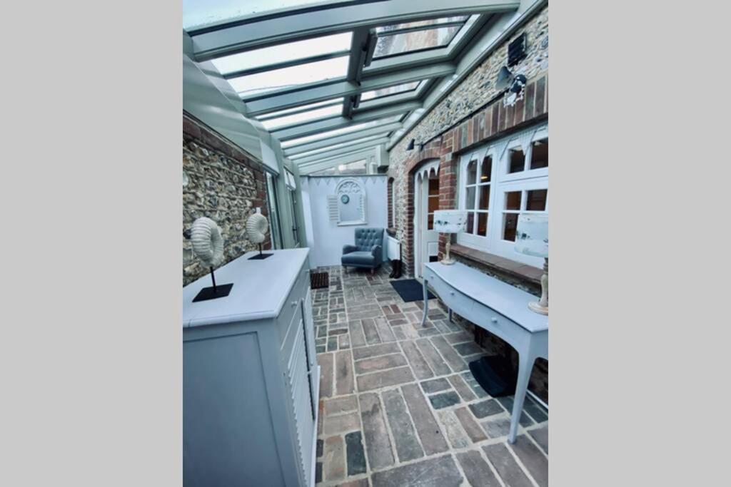 Angel Cottage, Boxgrove, Chichester - Relax And Unwind מראה חיצוני תמונה